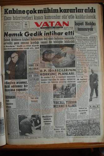 27 Mayıs 1960 Gazete Manşetleri