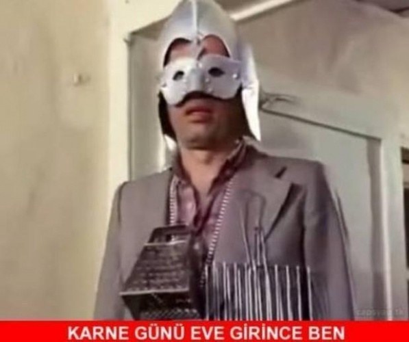 En Güzel Karne Günü Capsleri ve Komik Resimleri