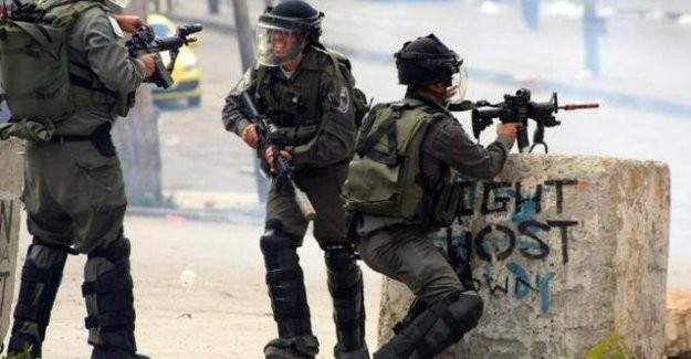 İsrail askerleri Üniversite'ye saldırdı