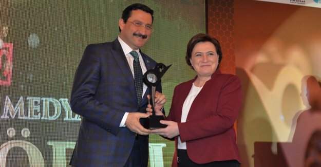 Keçiören Belediye Başkanı Mustafa Ak'a Yerel Vizyon Proje Ödülü