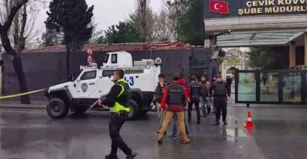 Bayrampaşa'da Çevik Kuvvete saldırı