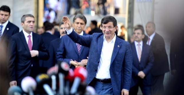 AK Parti'de büyük revizyon, Davutoğlu ile gidecek isimler