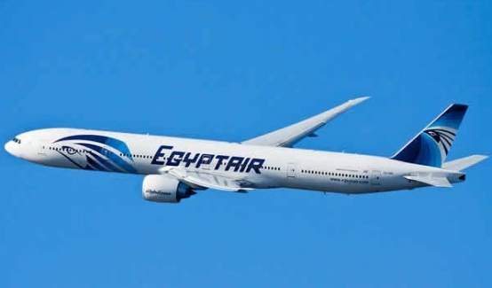 Paris-Kahire seferini yapan Mısır uçağı kayboldu!