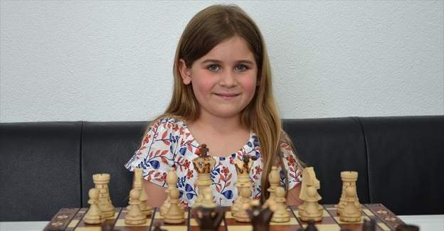 Avusturya'da satranç şampiyonu, Türk kızı Aleyna