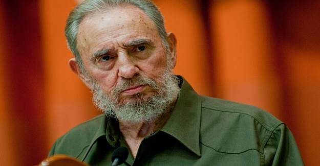 Küba eski Devlet Başkanı Fidel Castro hayatını kaybetti - Fidel Castro kimdir?