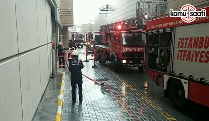 İstanbul'da AVM'de yangın çıktı!