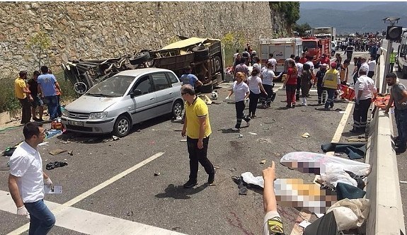 Muğla'daki kazaya ilişkin midibüsün sahibine tutuklama