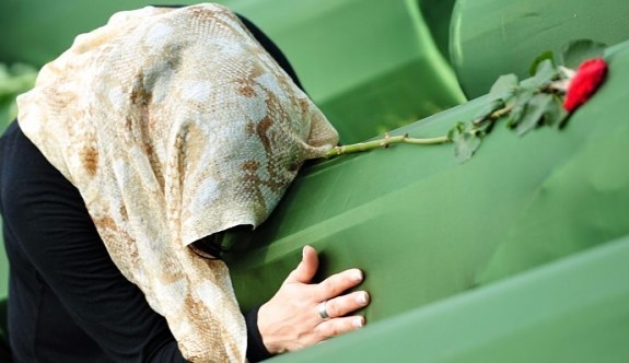 Eğitim Bir Sen'den Srebrenitsa Katliamı mesajı