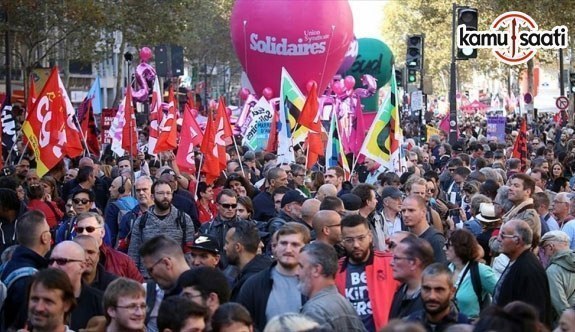 Fransa'da Sendikalardan Macron ve hükümete yönelik dev protesto