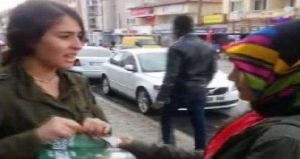 Muğla'da broşür dağıtan AK Partili kızlara saldırı