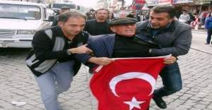 Eski boksörden HDP'li gruba Türk bayraklı tepki