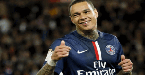 Fenerbahçe Van der Wiel anlaştı mı? İşte Van der Wiel'in ilk sözleri