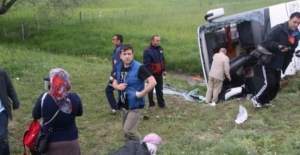 Yozgat'ta yolcu otobüsü devrildi! 3 ölü 15 yaralı