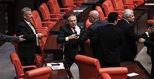 Meclis'te 'Kürtçe' kavgası