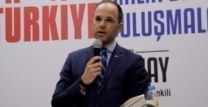 Eski CHP İstanbul Milletvekili Tunay, referandumda 'evet' diyecek